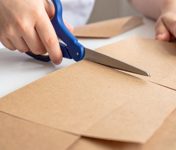 decoupe papier craft étiquettes